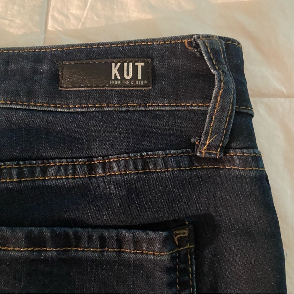 NWOT Jeans with Frayed Bottom - Picture 7 of 11
